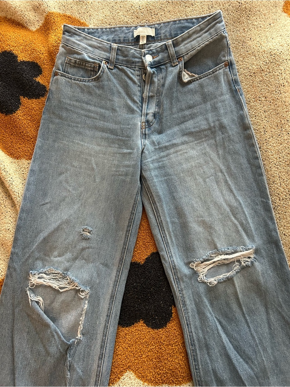 Distressed Jeans